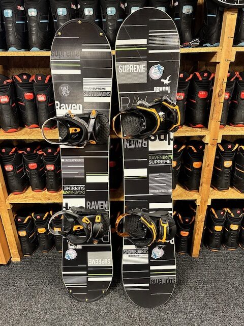 Kasutatud lumelaud RAVEN SUPREME 152W, 158W