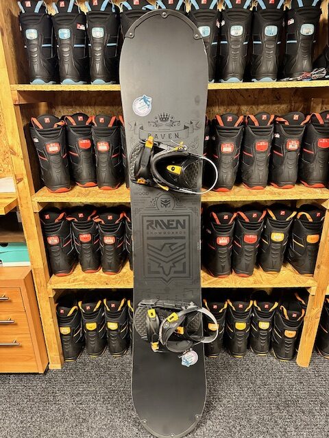 Kasutatud lumelaud Raven Solid Steel 163W